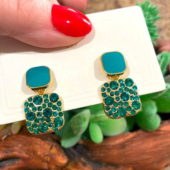 Teal Gemstone Dangle Earrings - Picture 8 of 8